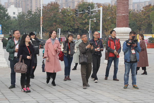 国内外主流媒体齐聚焦 澳门真人百家家乐（亳州）中药城成健康旅游新亮点